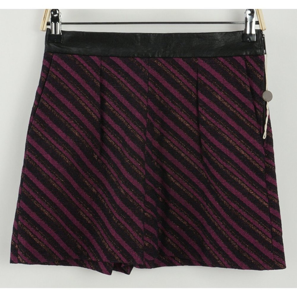 New Just Cavalli Women's‎ IT Size 40 / US 26 Purple Black Metallic Trim Shorts
